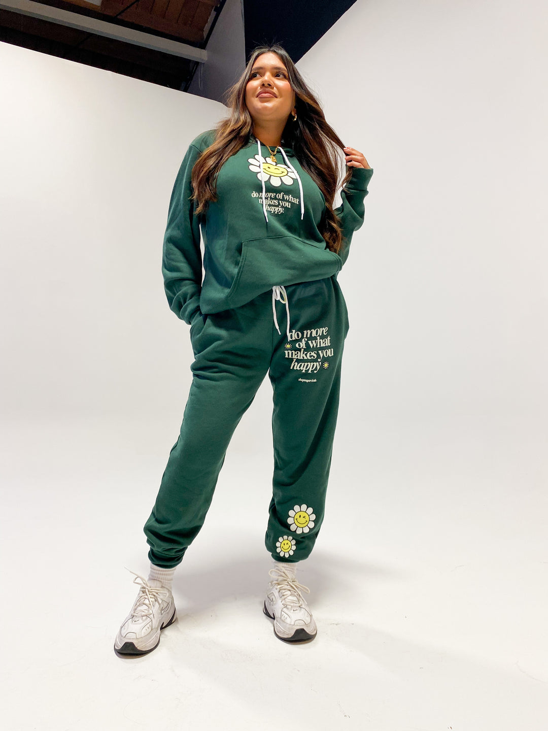 Happy Flower Sweatpants – SHOPSUGARCLOTH
